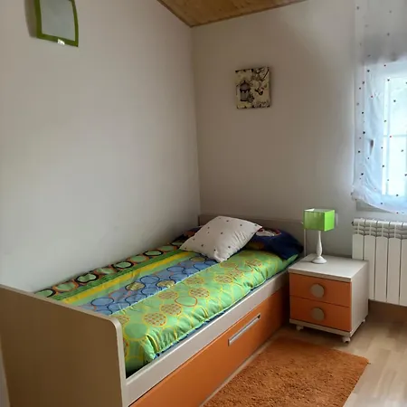 Vut - Hoyo De Pinares Ferienhaus *